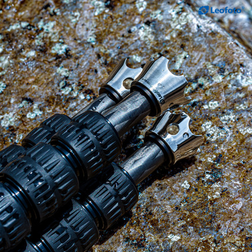 Koncovka "korunka", závit 3/8"